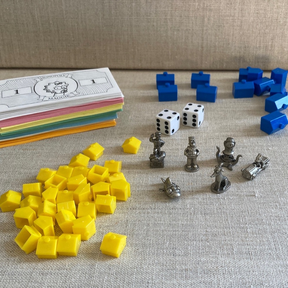 Monopoly Simpsons Replacement Pieces 6 Tokens - 31 Houses -12 Hotels -Money 2001